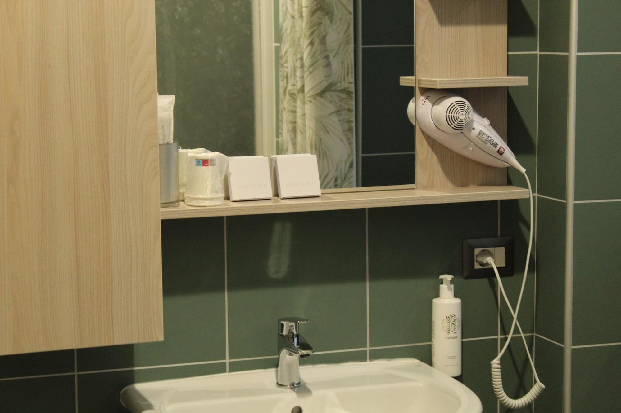 Volpedo Hostel Eksteriør billede