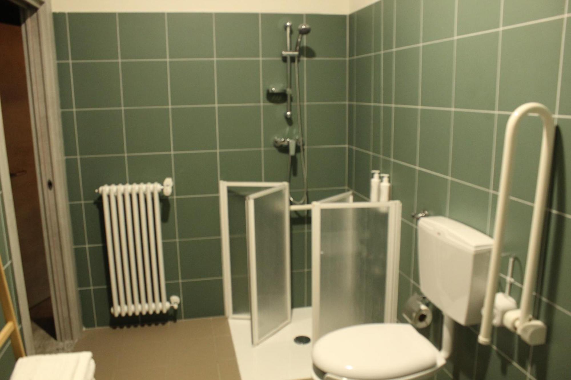 Volpedo Hostel Eksteriør billede