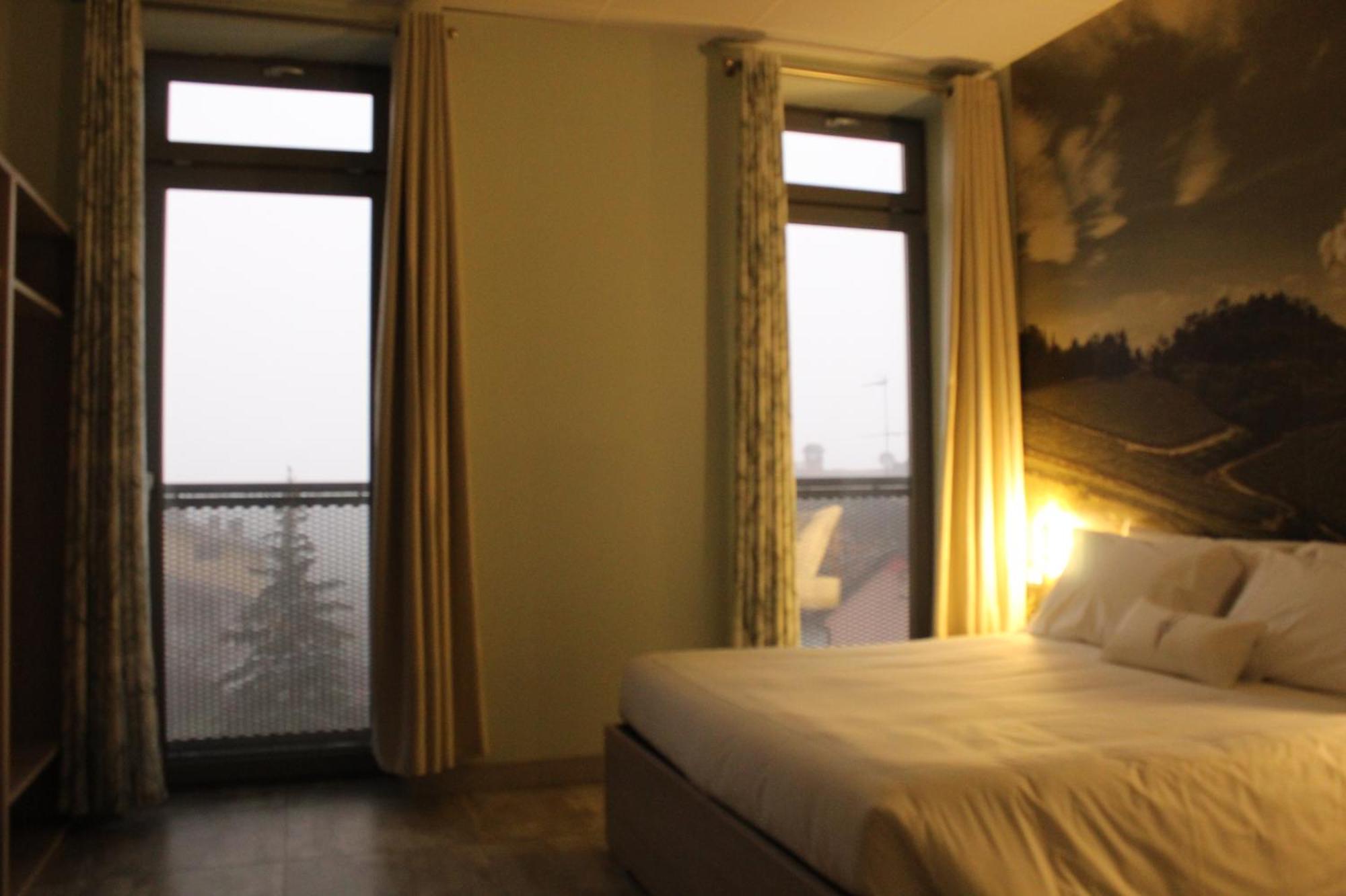 Volpedo Hostel Eksteriør billede